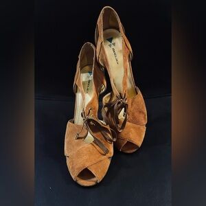 Elegant Brown Open-Toe Heels